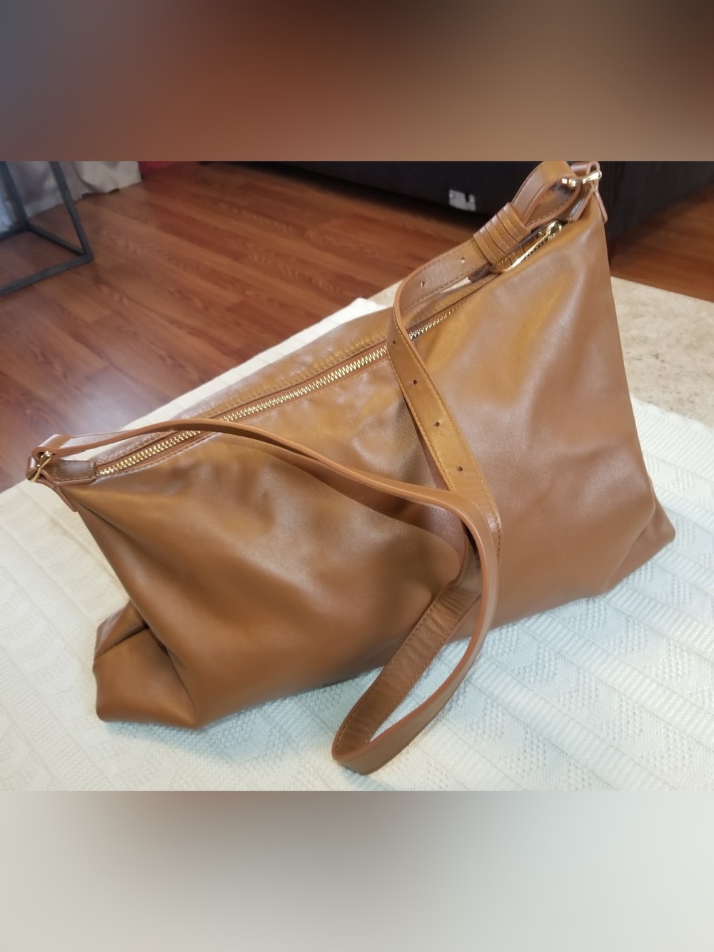 Aupen Minimal Triangular Shoulder Bag in Cognac Brown - Picture 9 of 10